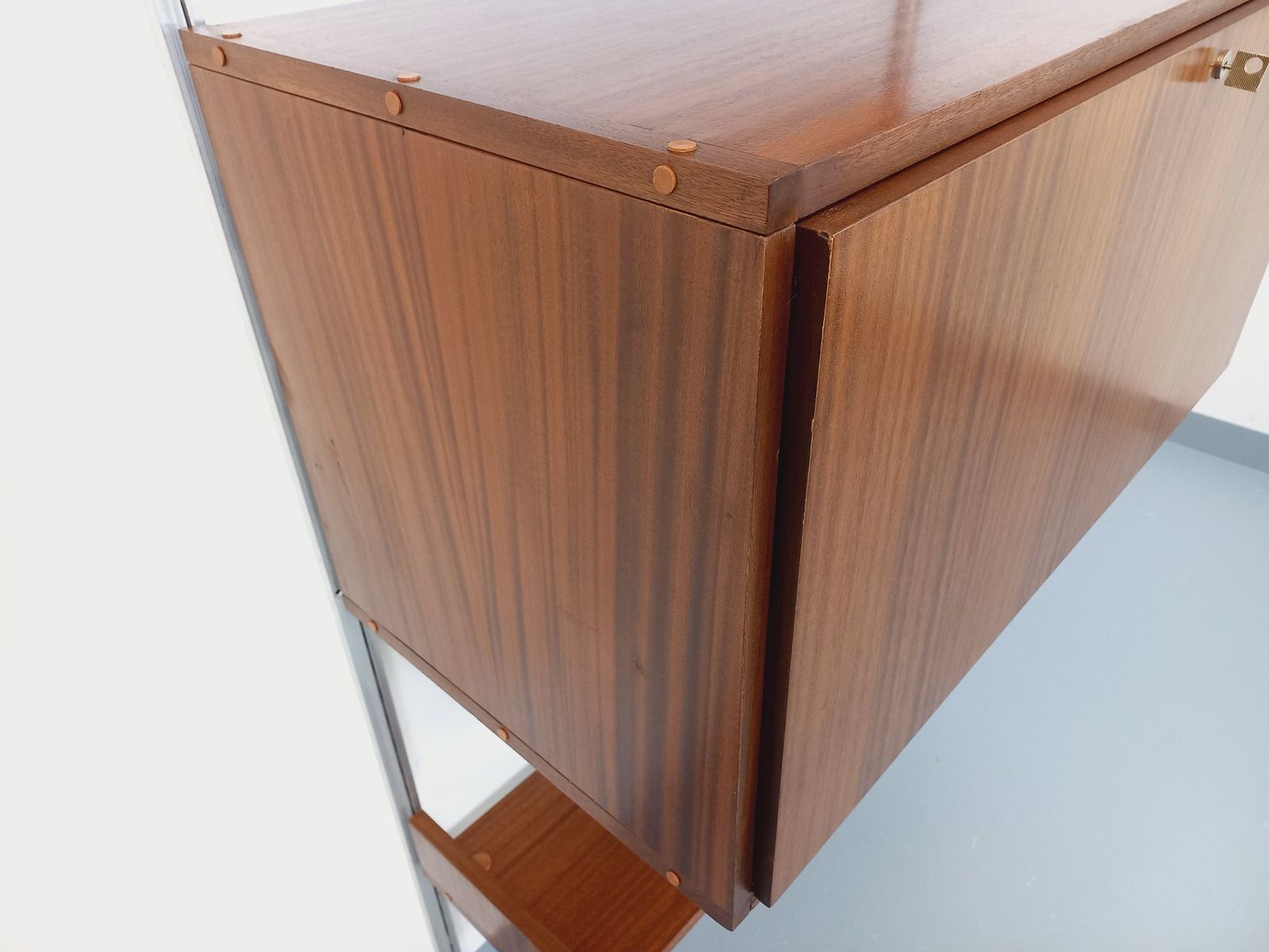 photo vinterior Arp Minvielle Wall Mounted Bookcase With Mahogany And Aluminum Secretary Desk