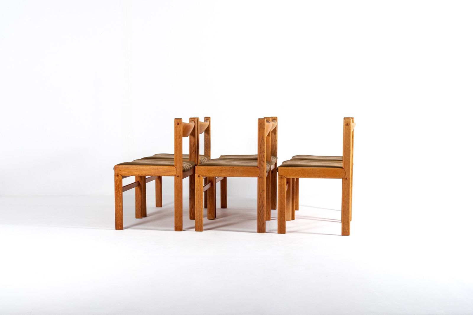 Set Of 6 Oak Dining Chairs By H.W. Klein For Bramin, Denmark, 1960s photo furniture