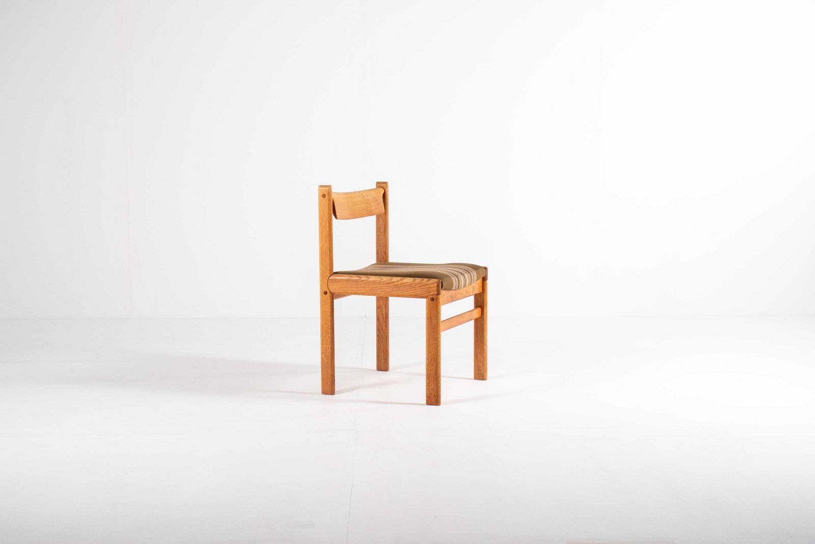 Set Of 6 Oak Dining Chairs By H.W. Klein For Bramin, Denmark, 1960s photo vinterior