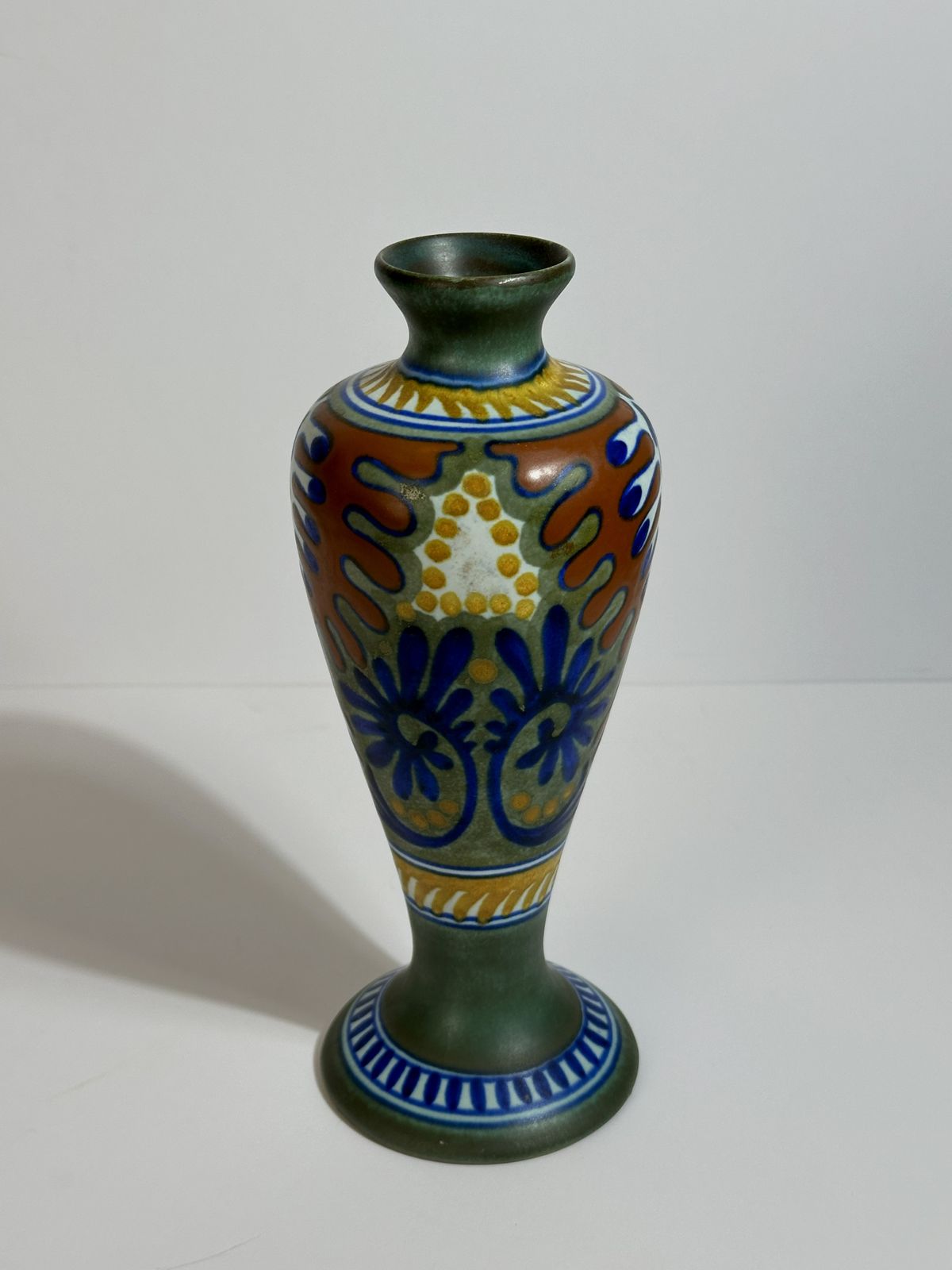 Dutch Gouda Vase, Rhodian Pattern, Art Nouveau Style, Holland 1930s photo vinterior