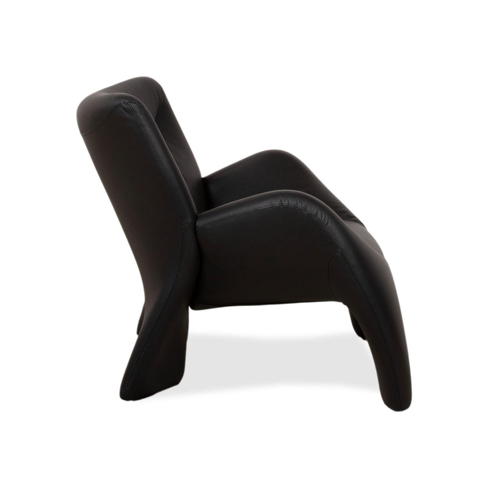 Mobilier Fauteuil Leolux Echnaton en cuir noir photo