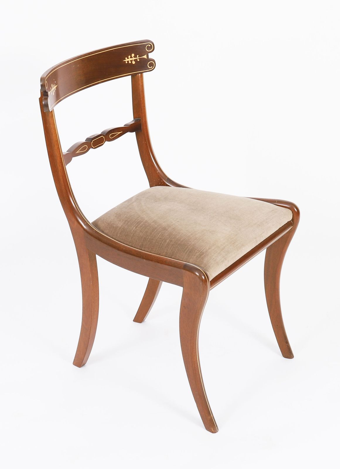 Vintage Set 8 Shield Back Dining Chairs By William Tillman  20th C photo for sale