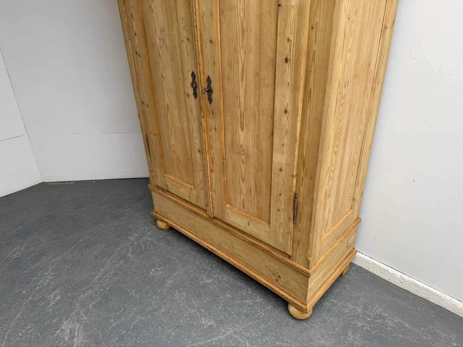 An Original Georgian Pine Shelved Knockdown Wardrobe To Paint/Wax photo Furniture