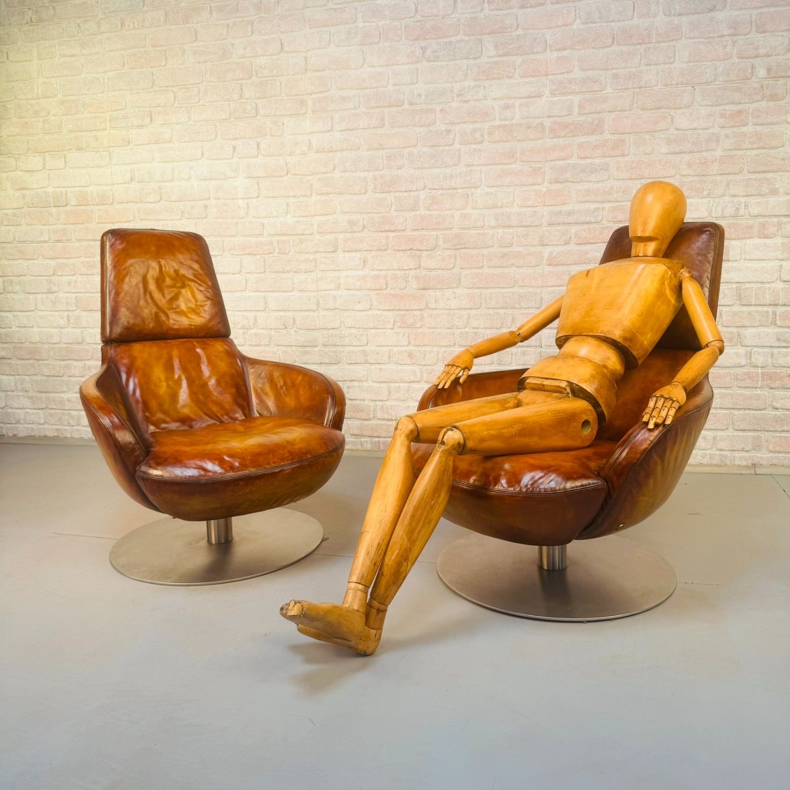 Pair Of Vintage Italian Swivel Tan Leather Chairs photo furniture