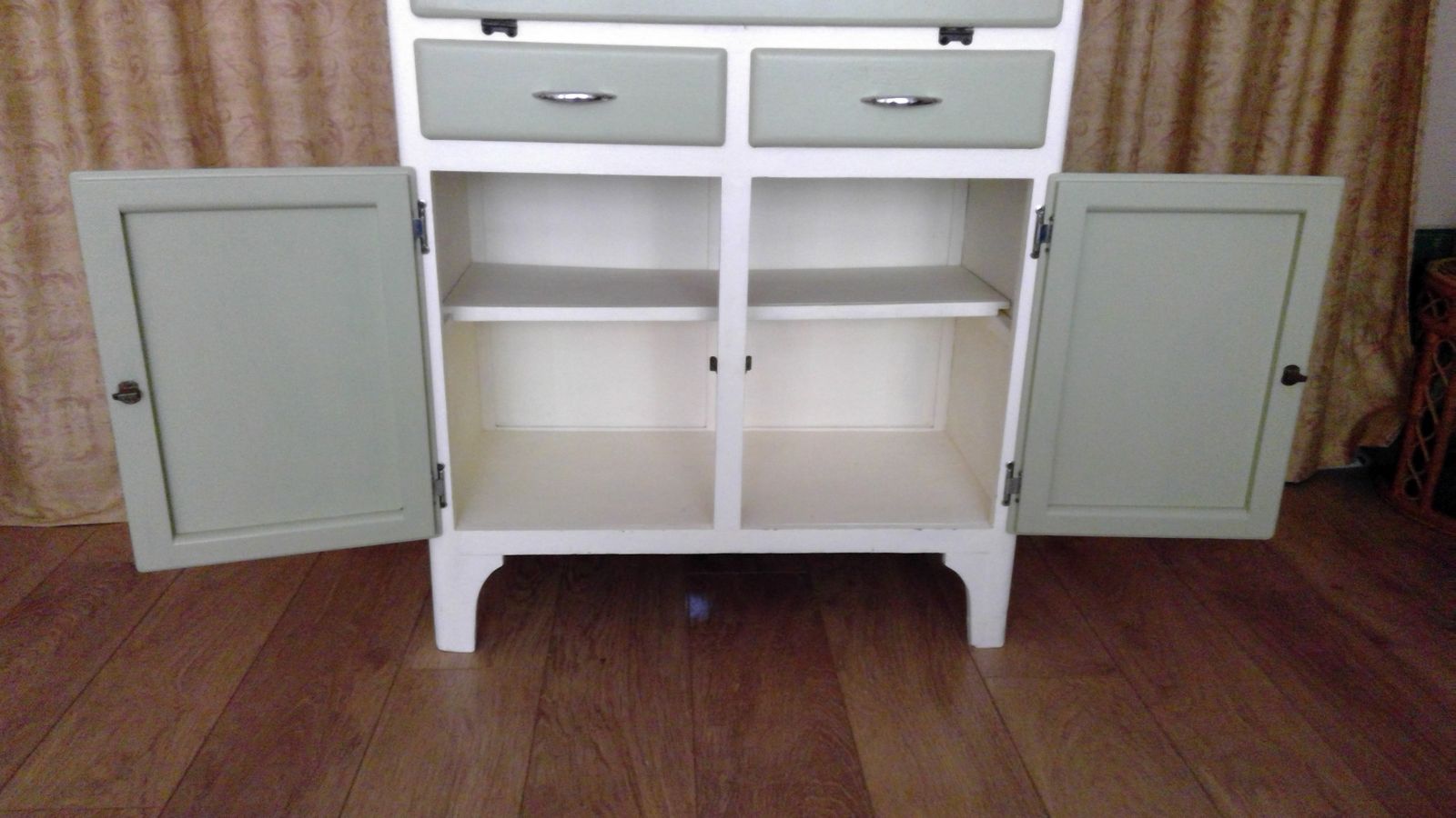 A. Ahlstrom Osakeyhtio Warkaus Finnish 1950's Kitchenette Cabinet With Original Manufacturer's Label photo vinterior