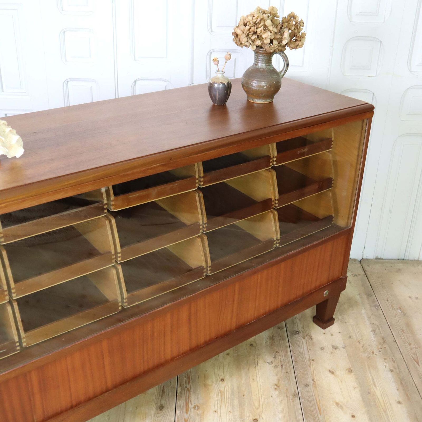 photo vinterior Vintage Shop Counter Drawers Kitchen Island