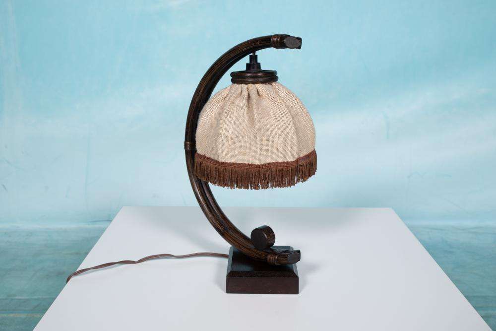 Boheemse Tafellamp Uit De Jaren 70, Rotan Safari Nachtkastlamp photo Verlichting