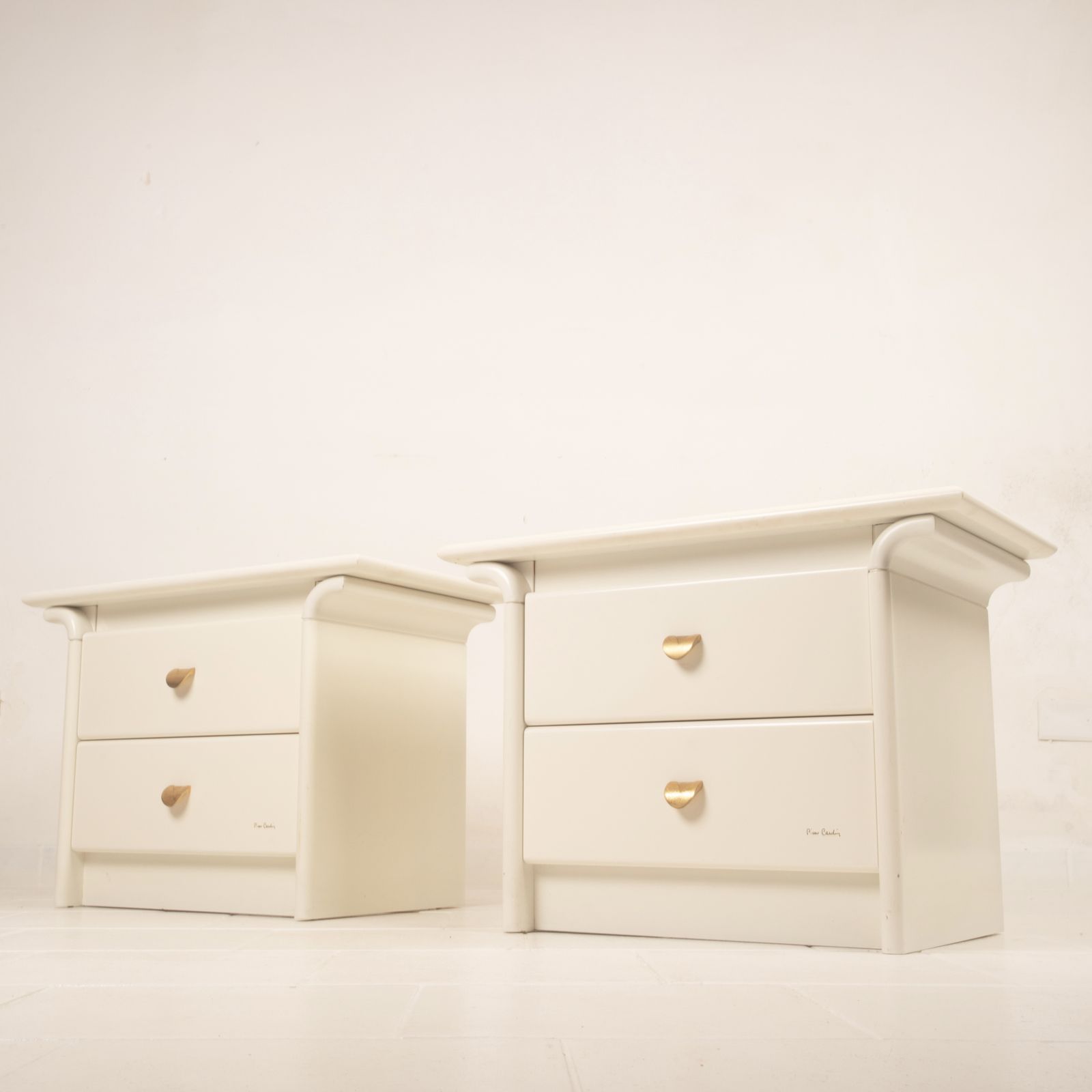 Pair Of Cream Lacquered Bedside Tables By Pierre Cardin, 1980 photo buy