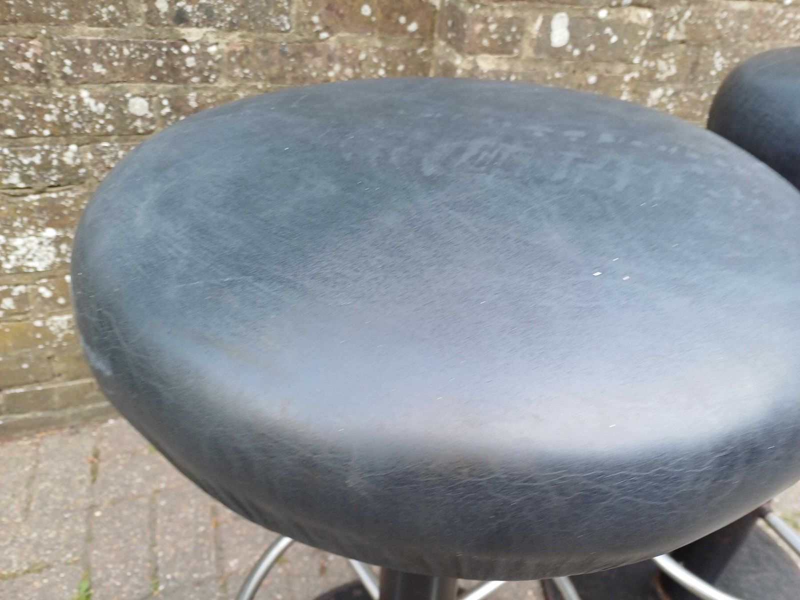 photo vinterior Pair Vintage Industrial Bar Stools 1970s 1980s Heavy Iron Swivel Seats Chrome Footrest Exceptional Quality 32 Kg Each