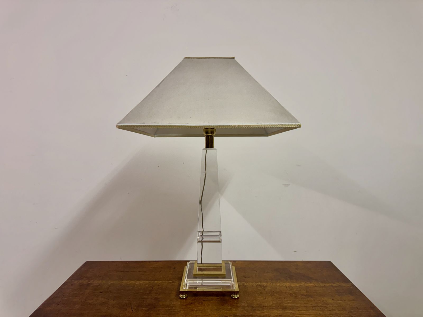 1970s Lucite And Brass Table Lamp In The Style Of Sandro Petti photo for sale