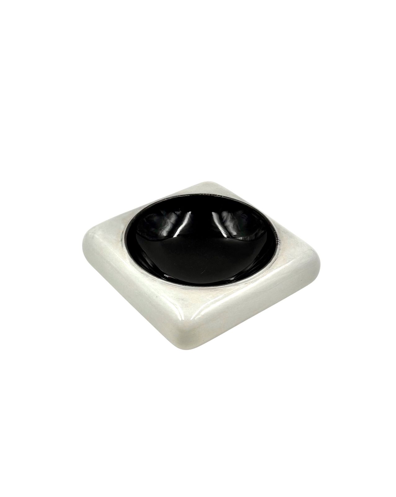 photo furniture Space Age Black And White Ceramic Ashtray / Vide Poche, Italy 1970s