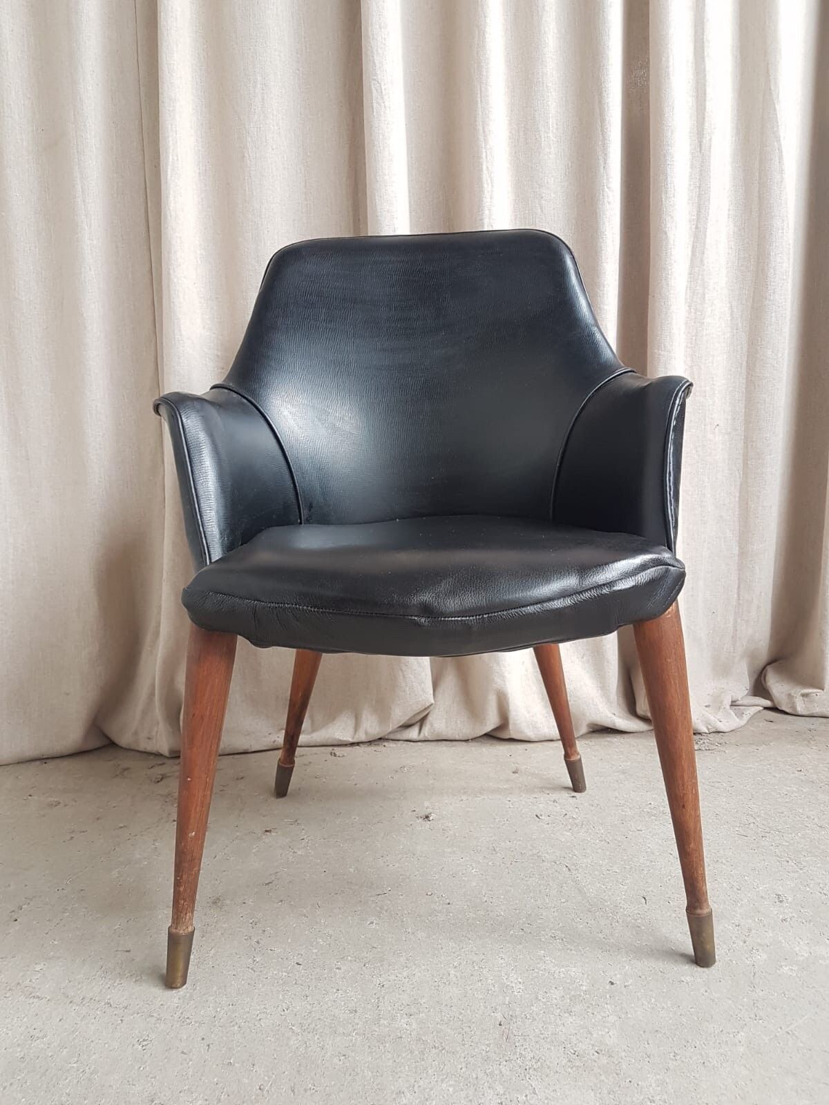 Vtg Mid Century Vinyl Leather Cocktail Chair Retro Danish Italian Design R536 photo 145.0