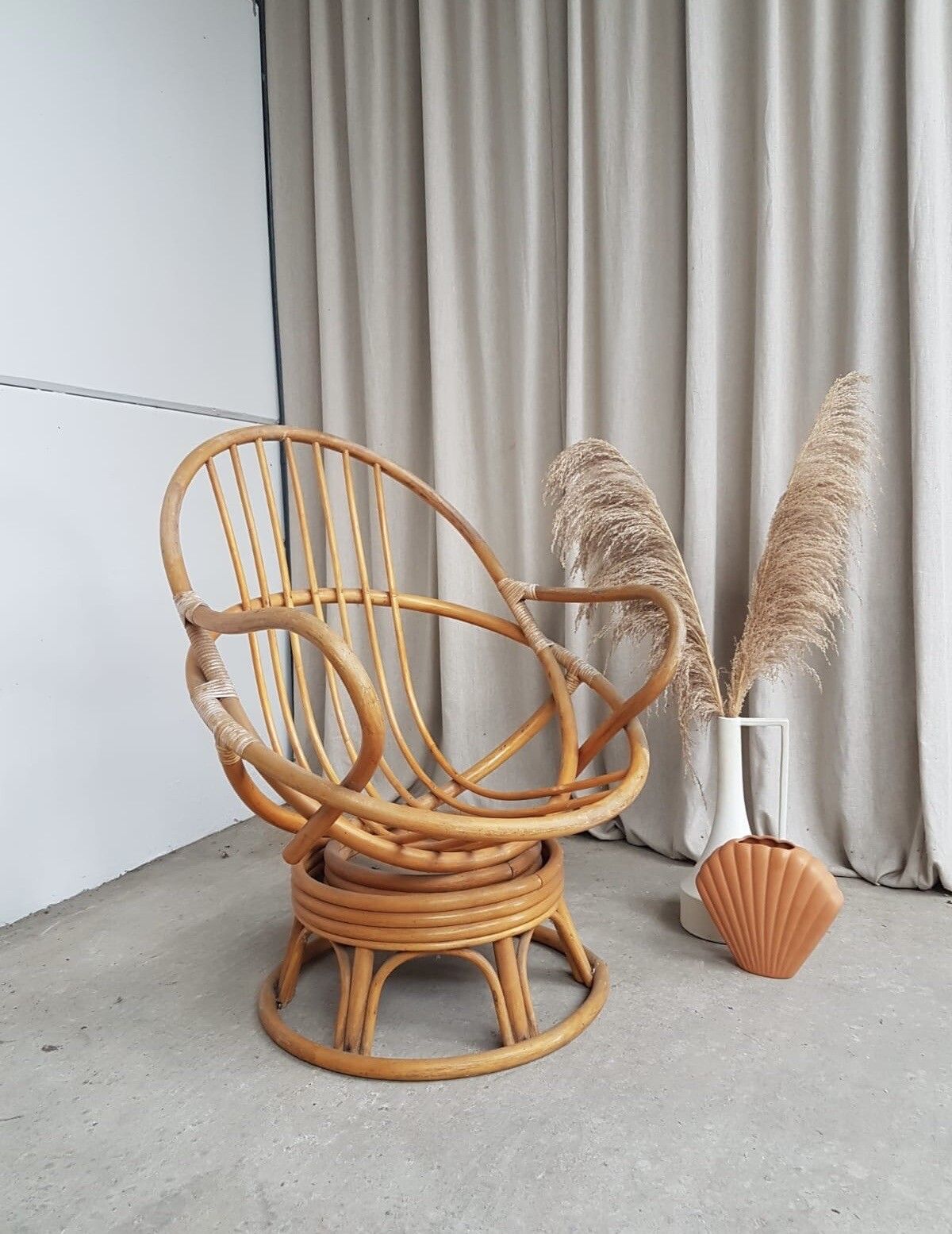 Vtg Mid Century Wicker Swivel Satellite Egg Chair Retro Italian Style R368