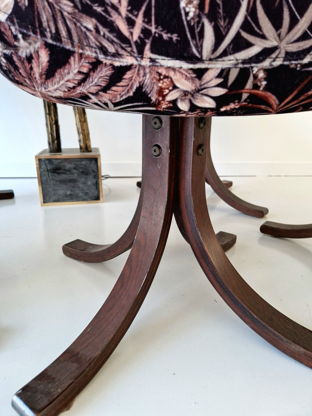 photo vintage 6 Vintage 1970s Norwegian Bentwood Dining Lounge Chairs Botanical Post Modern