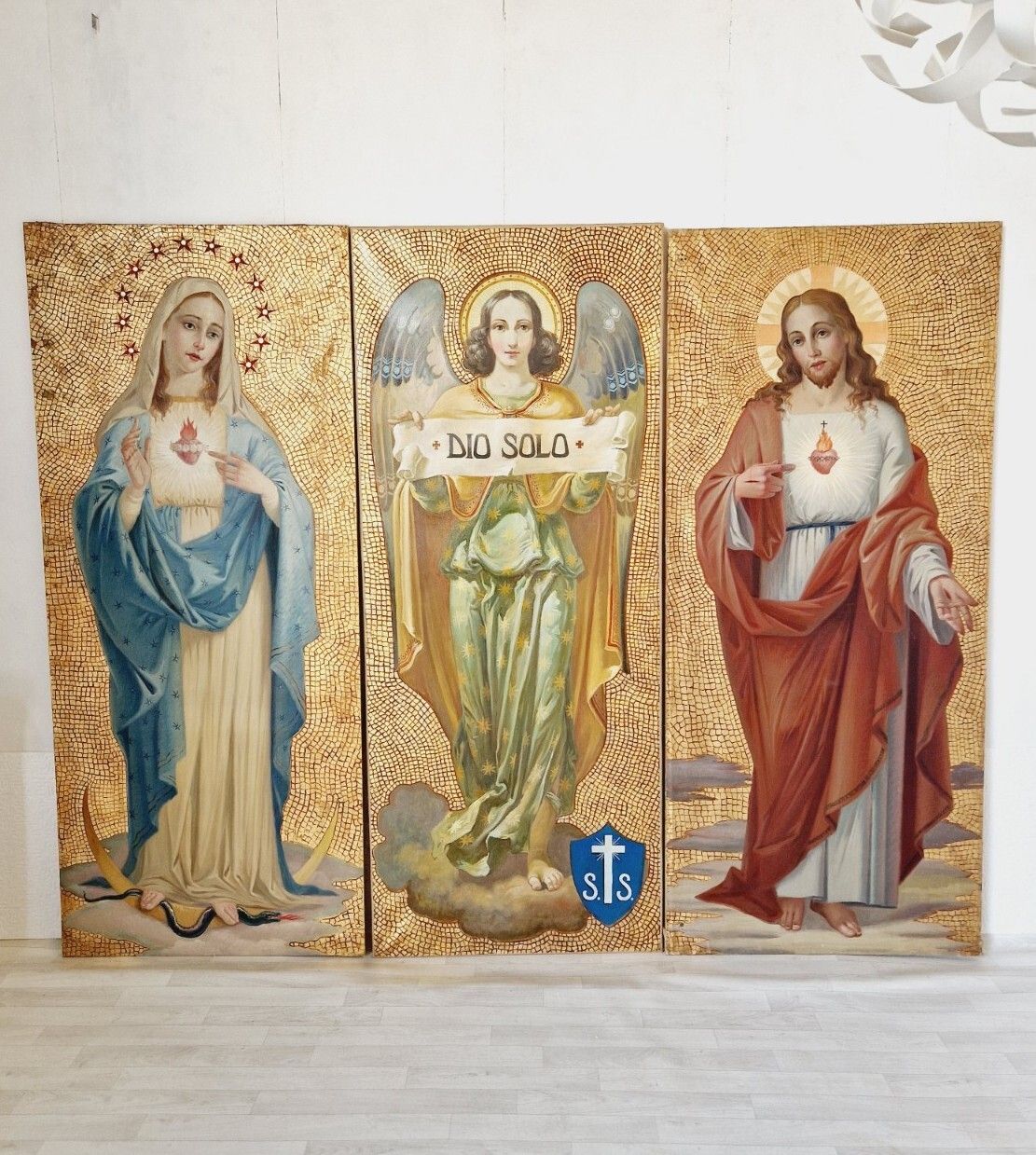 Large Antique Italian Religious Triptych Oil Painting Saints Madonna Christ photo for sale