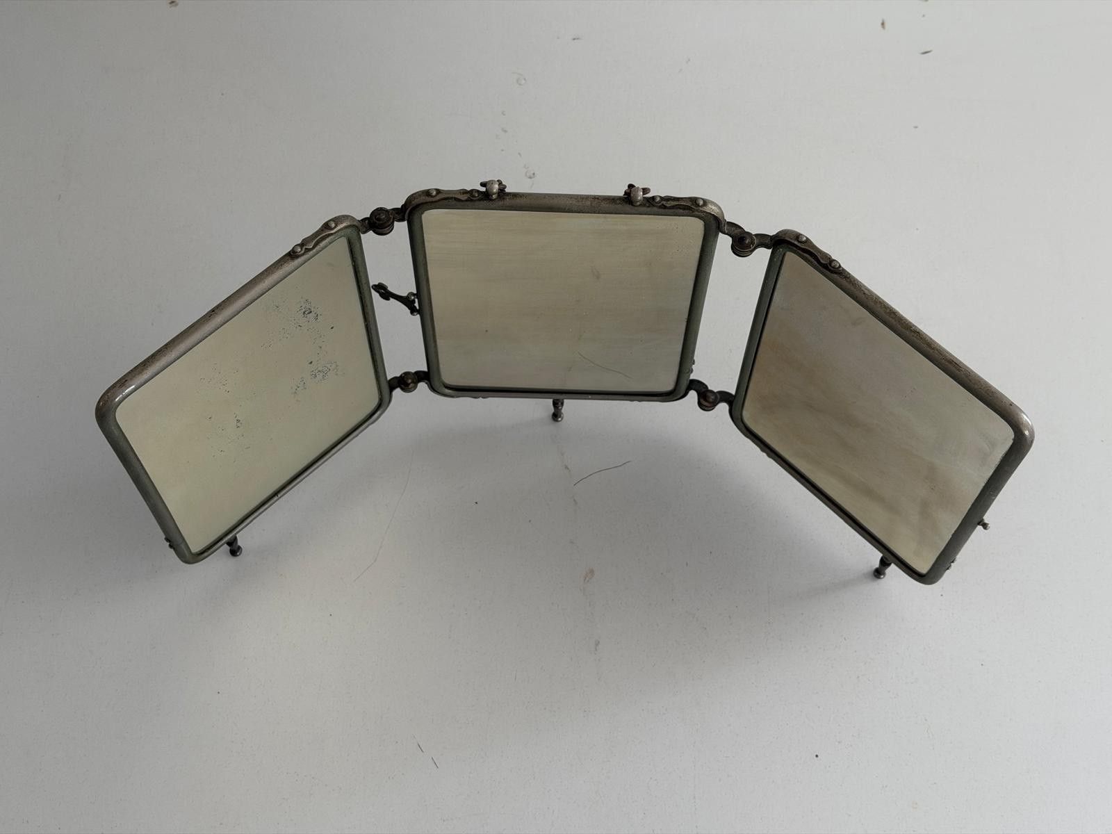 photo vinterior Art Deco 3 Cover Glass Nickel Plated Table Or Wall Vanity Mirror, 1940s, Italy
