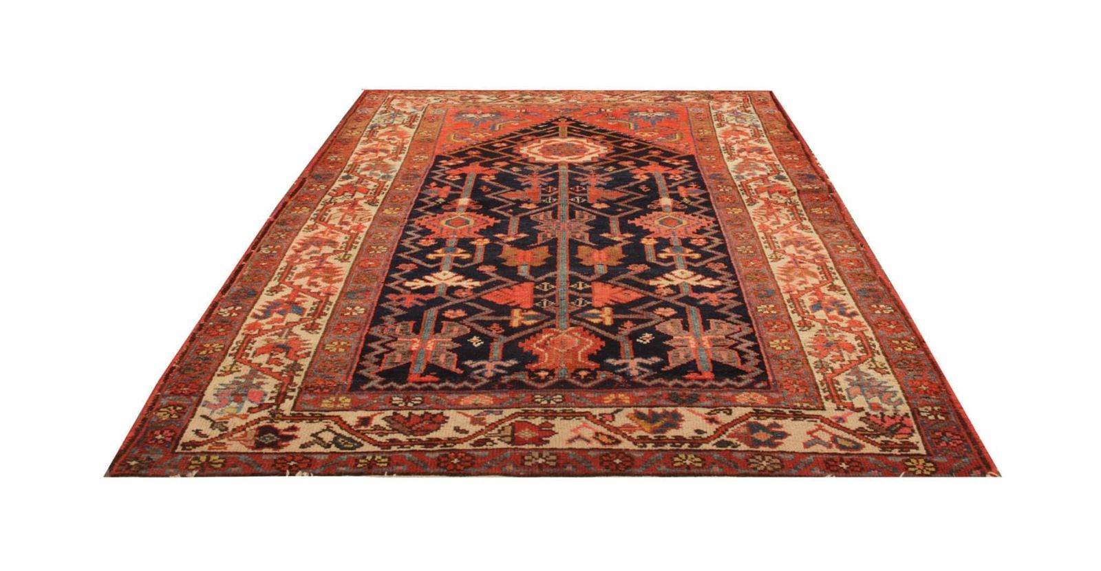 Tapis d'époque caucasien Mihrabi, tapis noué à la main, région de Kazak photo for sale