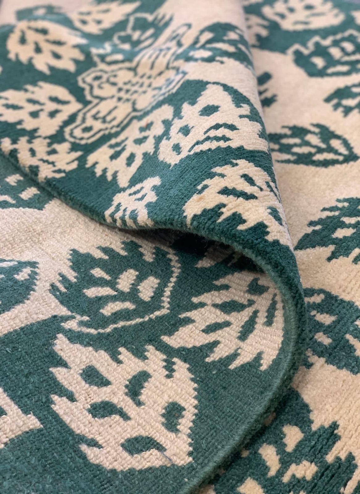 Hand Knotted Indian Modern Rug, Green Leaves Pattern, Wool & Cotton photo 1141.0