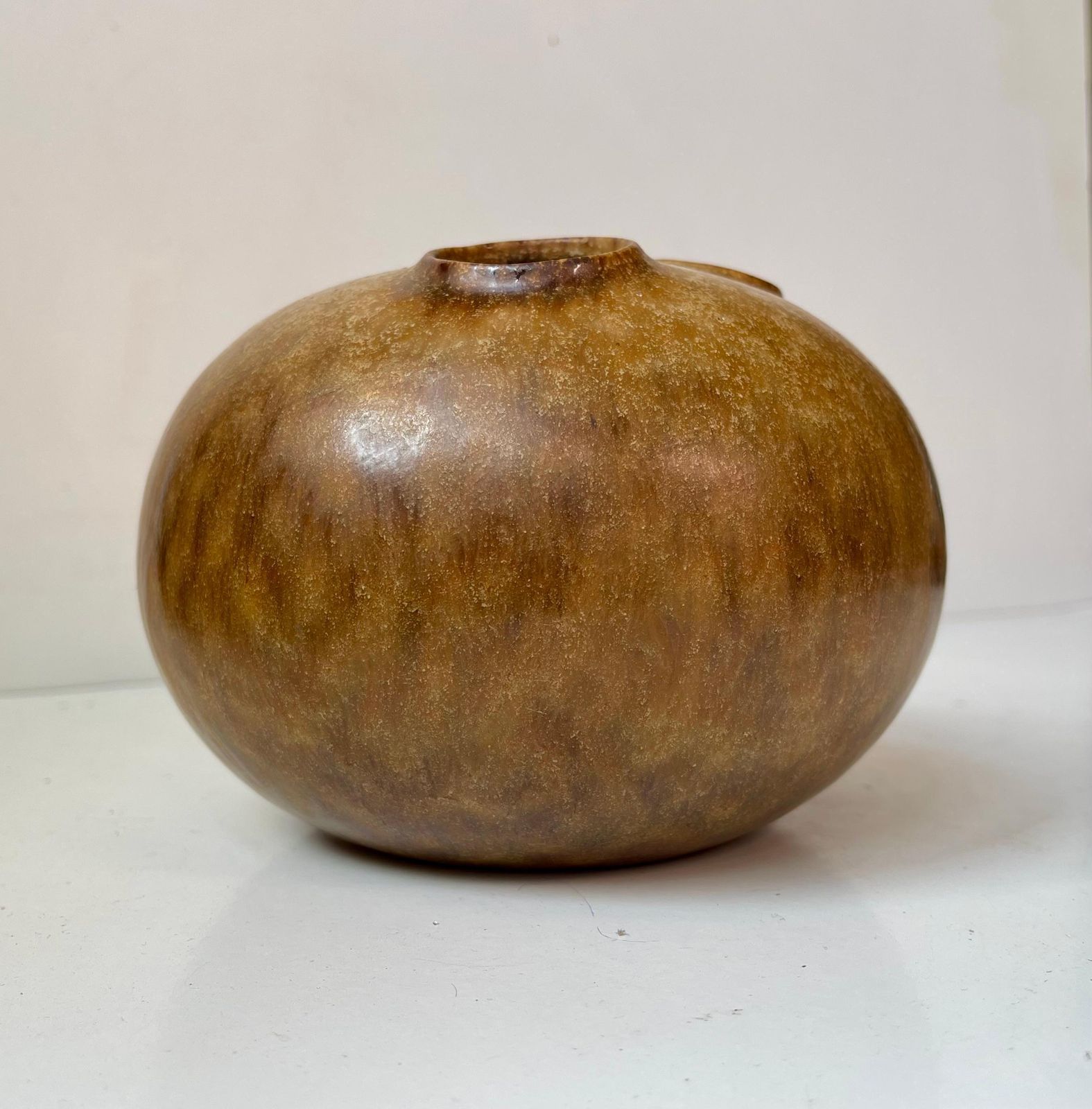 Organic Modern Moonfrog Vase In Brown Glaze By Kirsten Günther   Knabstrup 1960s photo for sale
