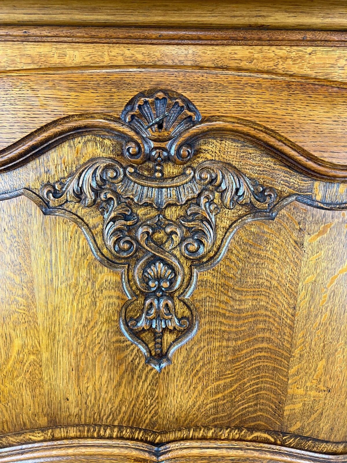Cabinet Vintage French Louis XIV Style Cabriole Legs Carved Sideboard Lot 2917 photo 399.0