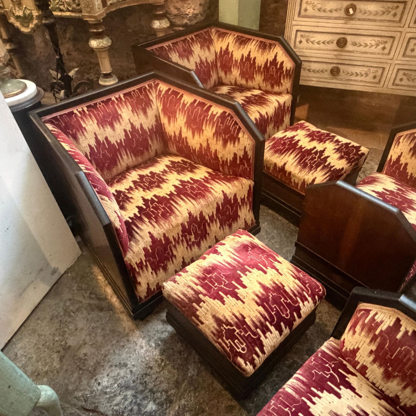 An Italian 1930s Wood And Original Fabric 6 Pieces Living Room Set photo vinterior