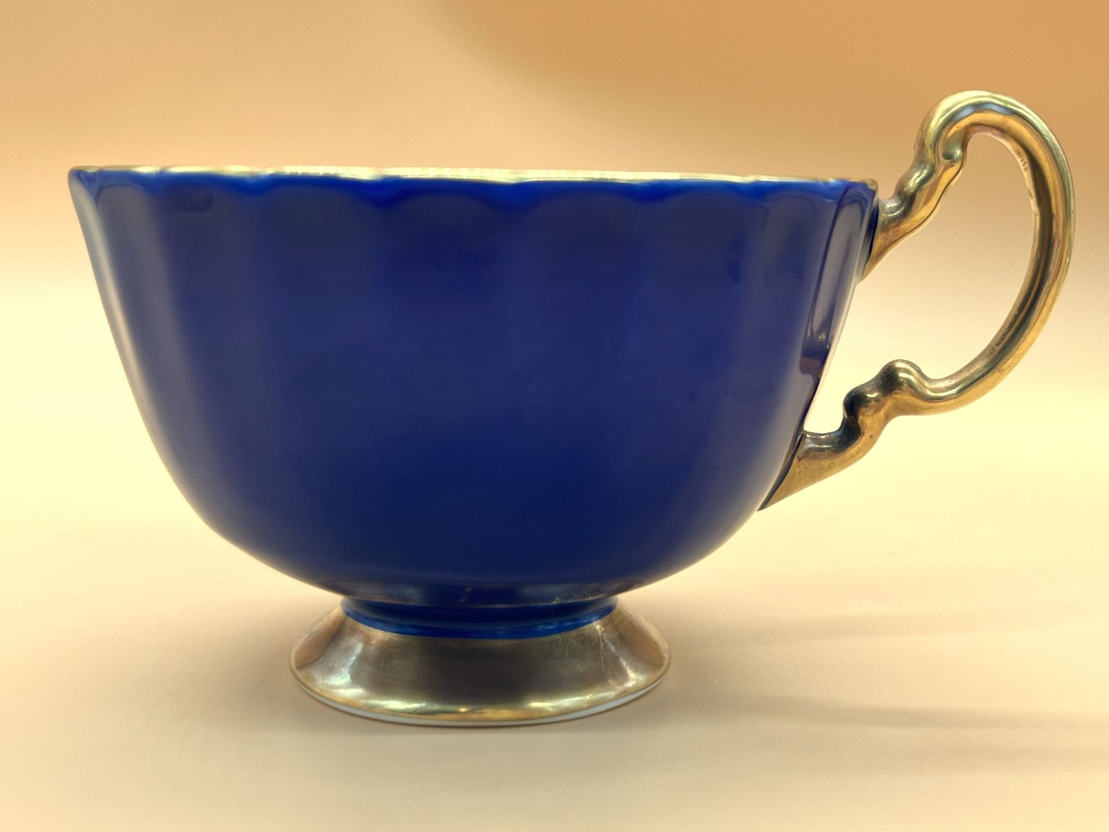 Aynsley China Orchard Gold Fruit Oban Shape Cobalt Blue And Gold Cabinet Tea Cup & Saucer Duo. photo vinterior