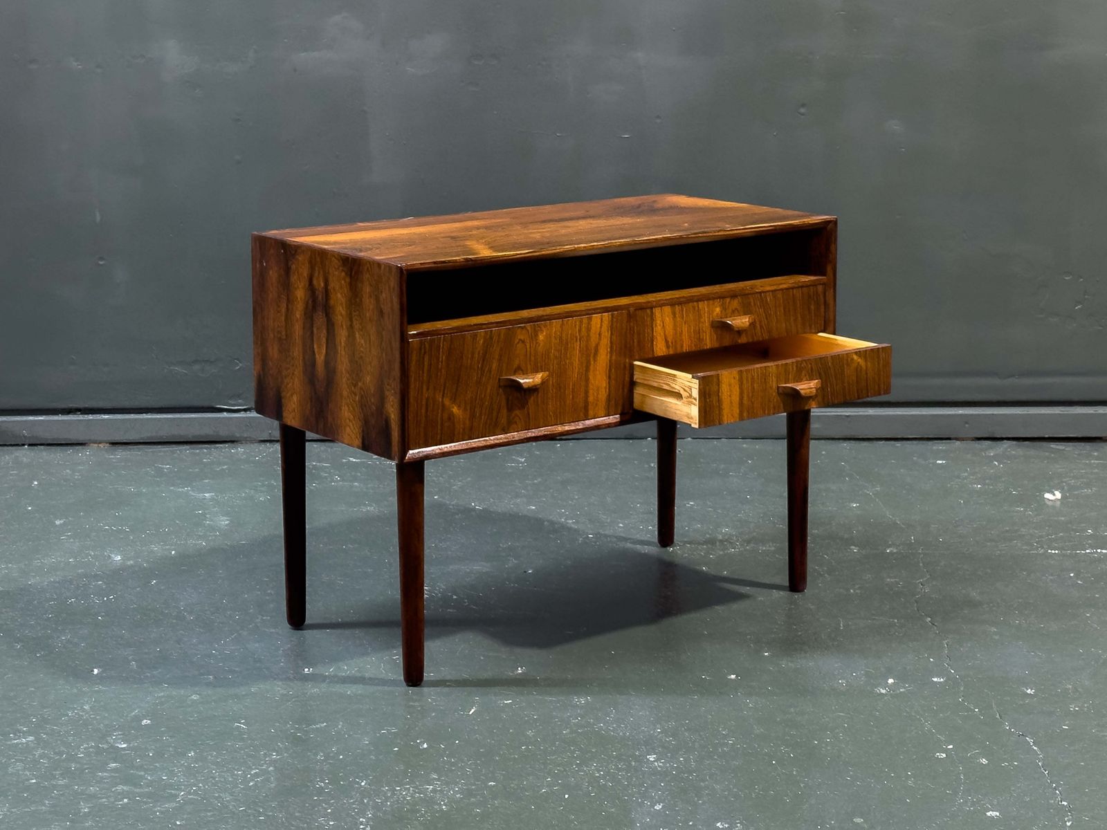 photo furniture Small Rosewood Chest Of Drawers