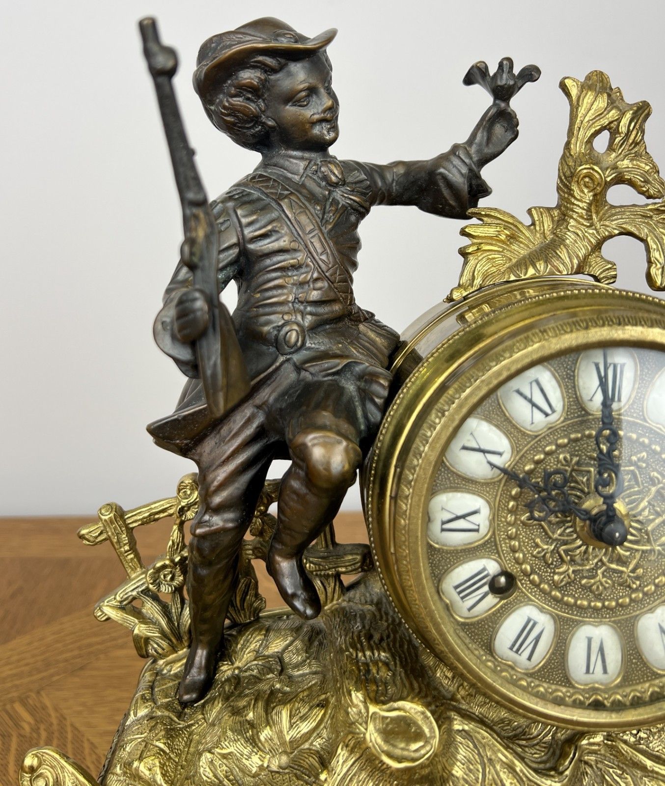 Clock Vintage Style Brass Figurine Mantel Clock Ornate Decorative Lot 6033 photo for sale