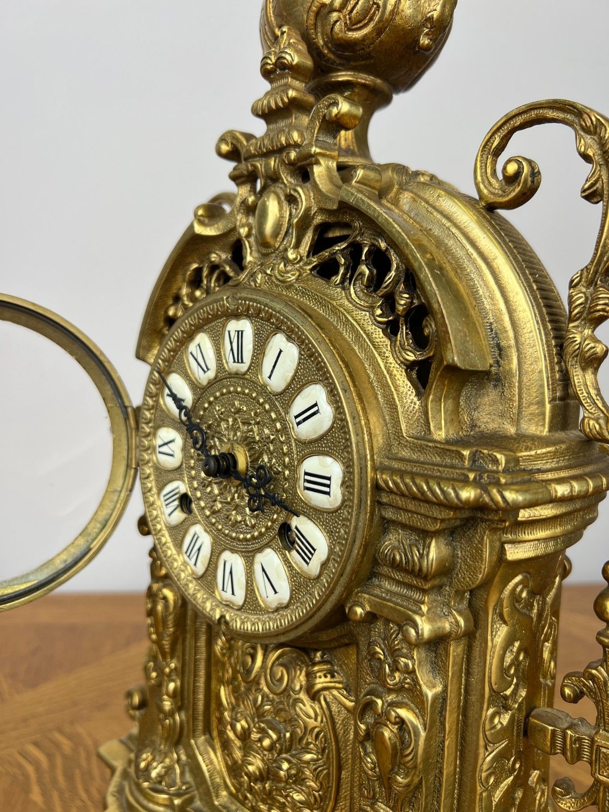 Clock Vintage Style Brass Ornate Mantel Clock Decorative Table Clock Lot 6038 photo 349.0