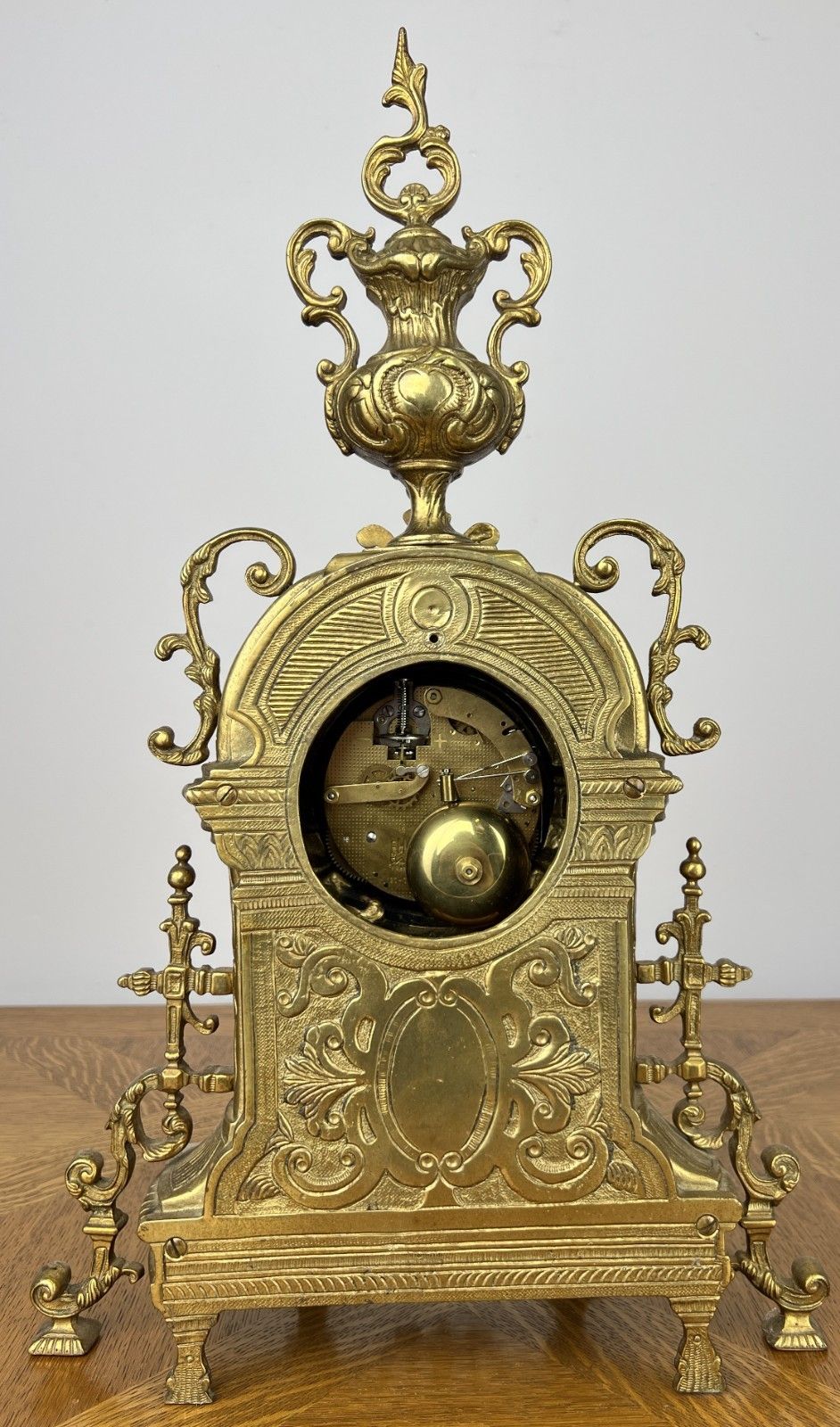 photo buy Clock Vintage Style Brass Ornate Mantel Clock Decorative Table Clock Lot 6038