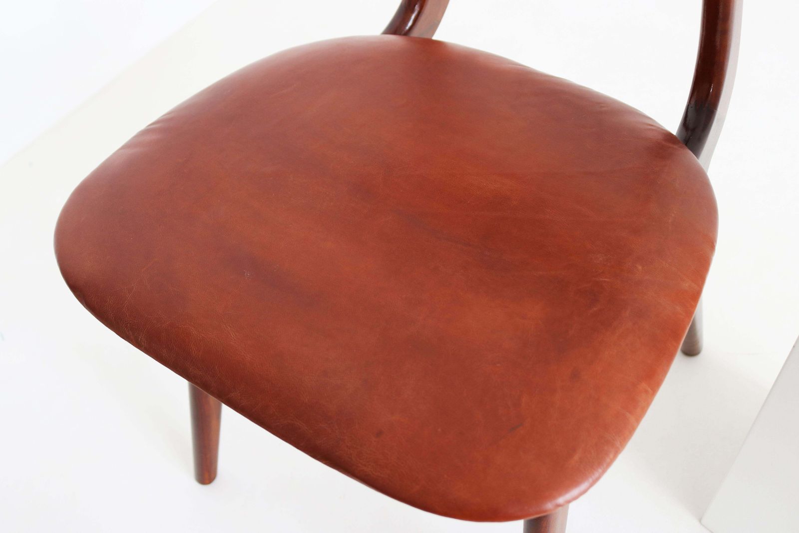 photo for sale Lot de 4 chaises de salle à manger de design néerlandais par Louis van Teeffelen pour AWA, 1960, en teck
