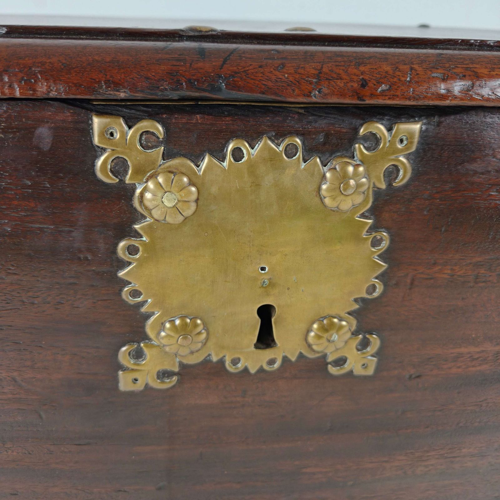 photo buy 18th Century Dutch Voc Colonial Chest With Brass Mounts