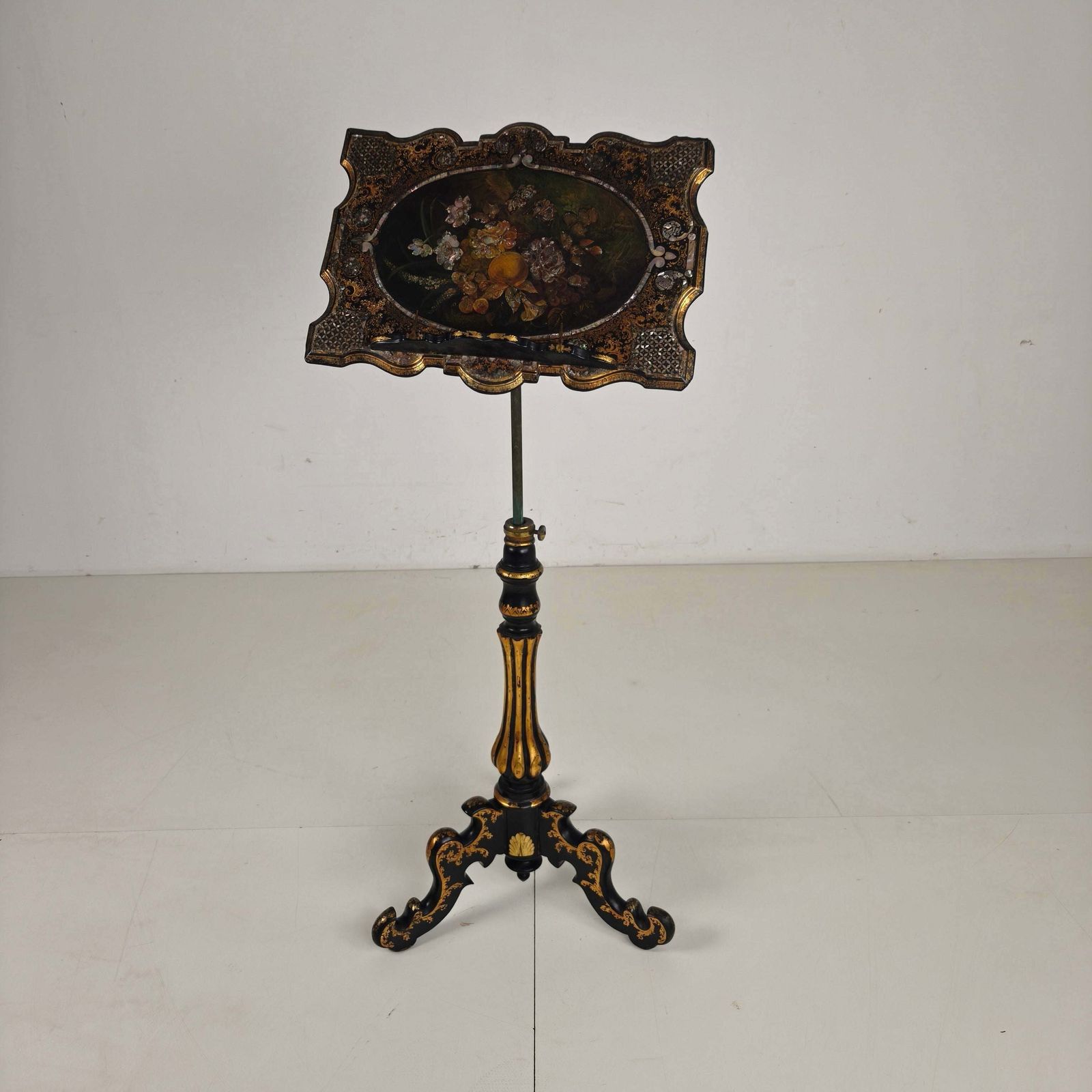 Antique French Papier Mâché Lacquer Music Stand With Mother Of Pearl Inlay C.1880 photo 601.0