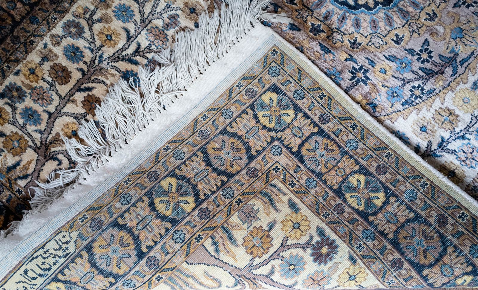 Fine Hand Knotted Full Silk  Beige Oriental Rug photo Textiles