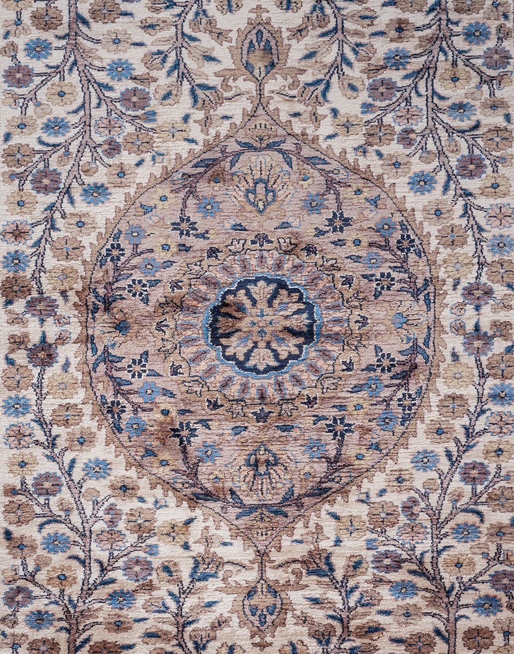 Fine Hand Knotted Full Silk  Beige Oriental Rug photo 1800.0