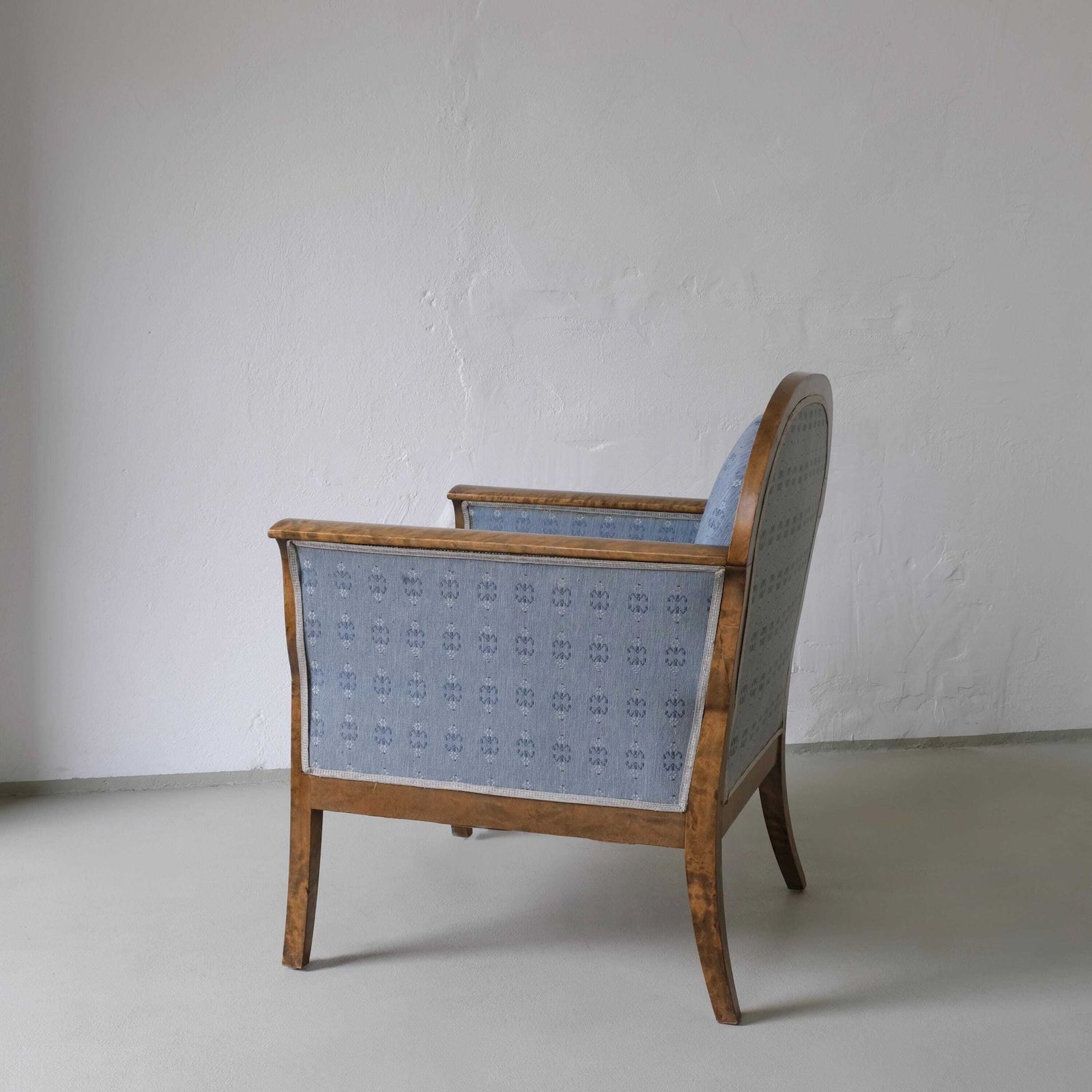 Biedermeier fauteuils in satijnberk | Zweden | jaren 1920 | set van 2 photo for sale