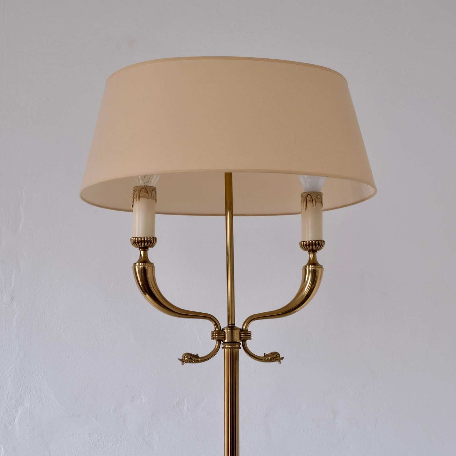 Maison Jansen Neoklassieke Messing Vloerlamp | Frankrijk | jaren 1960 photo furniture