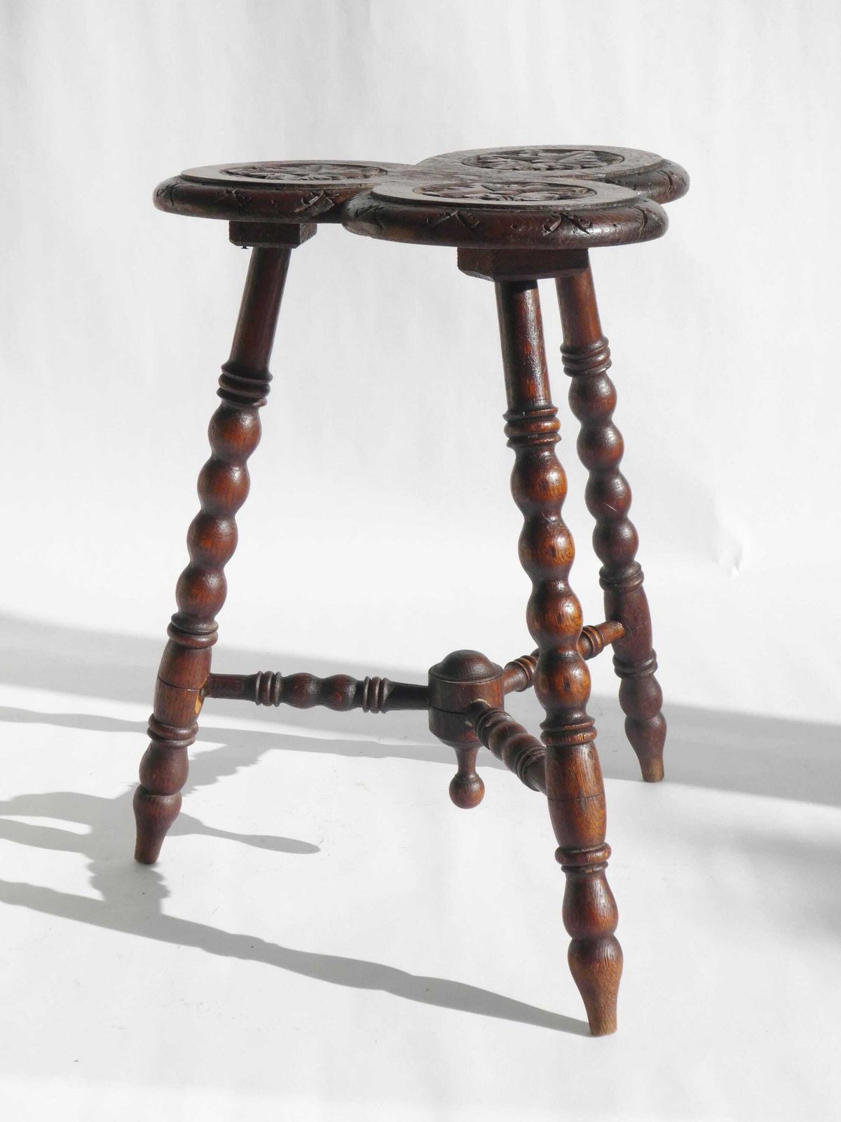 Antique Oak Wooden Side Table, Floral Carved Bobbin Leg Plant Stand, Pedestal Trefoil Top photo vintage