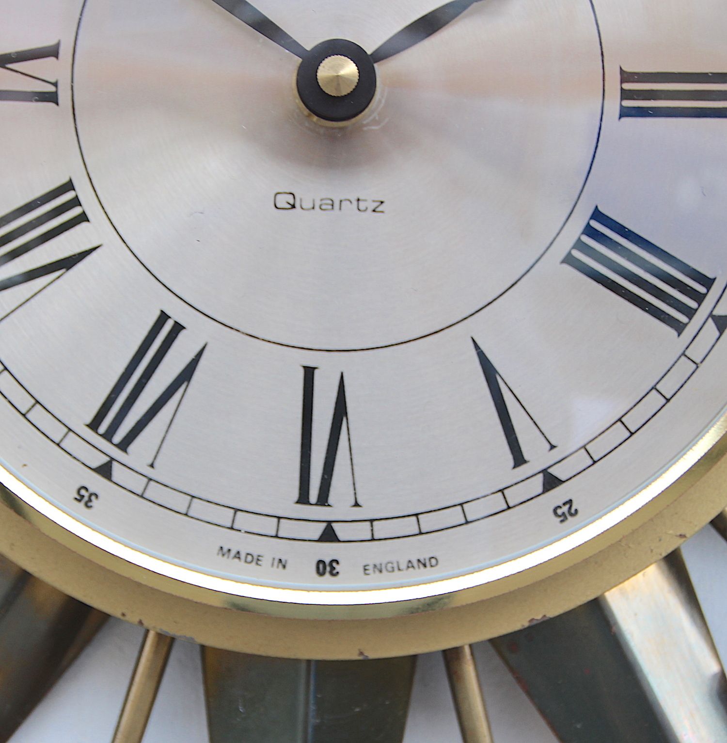 photo vinterior Large 39cm 1970s British Sunburst Vintage Wall Clock. Fully Guaranteed. London Timepiece.