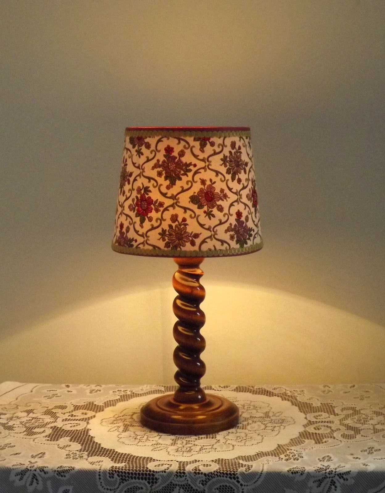 French Vintage Round Wooden Barley Twist Table Lamp With Floral Shade photo vinterior