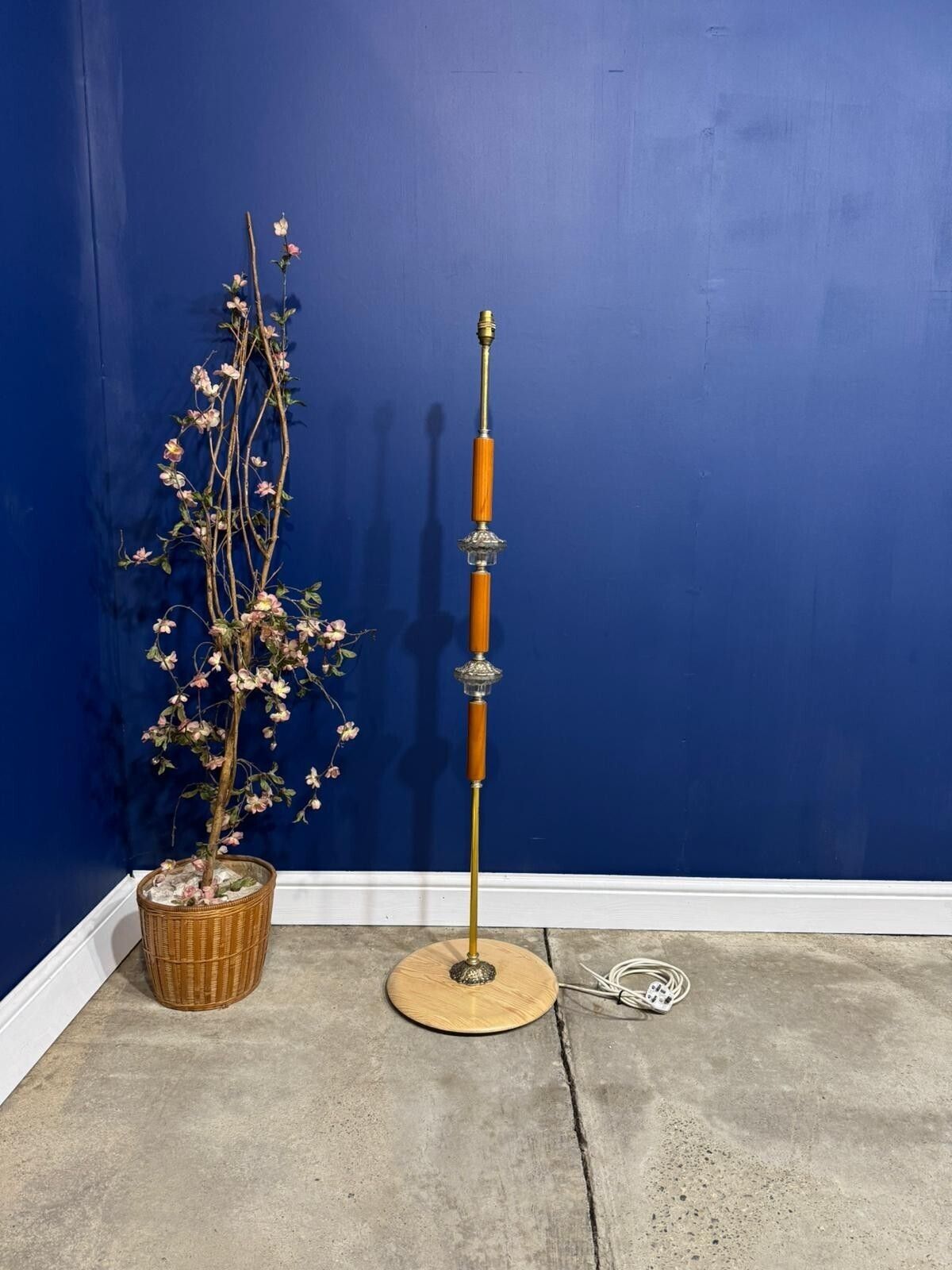Vintage Mid Century Standard Lamp Floor Light Wood And Brass Boho Kitsch 1960s
