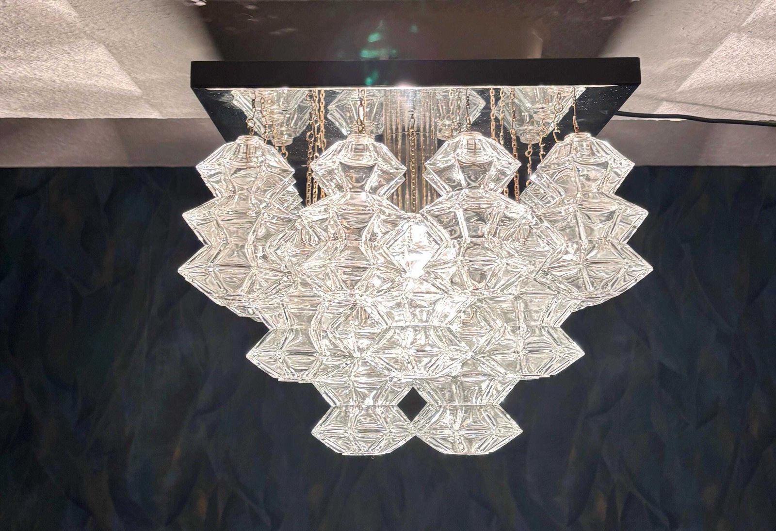 photo furniture Jt Kalmar 'Pagoda' Ceiling Lamp