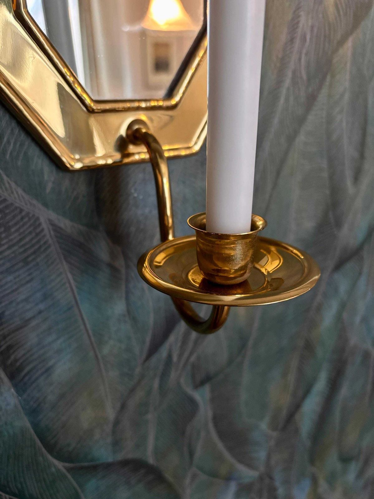 Messing wandlamp met spiegel, vintage design photo Woonaccessoires