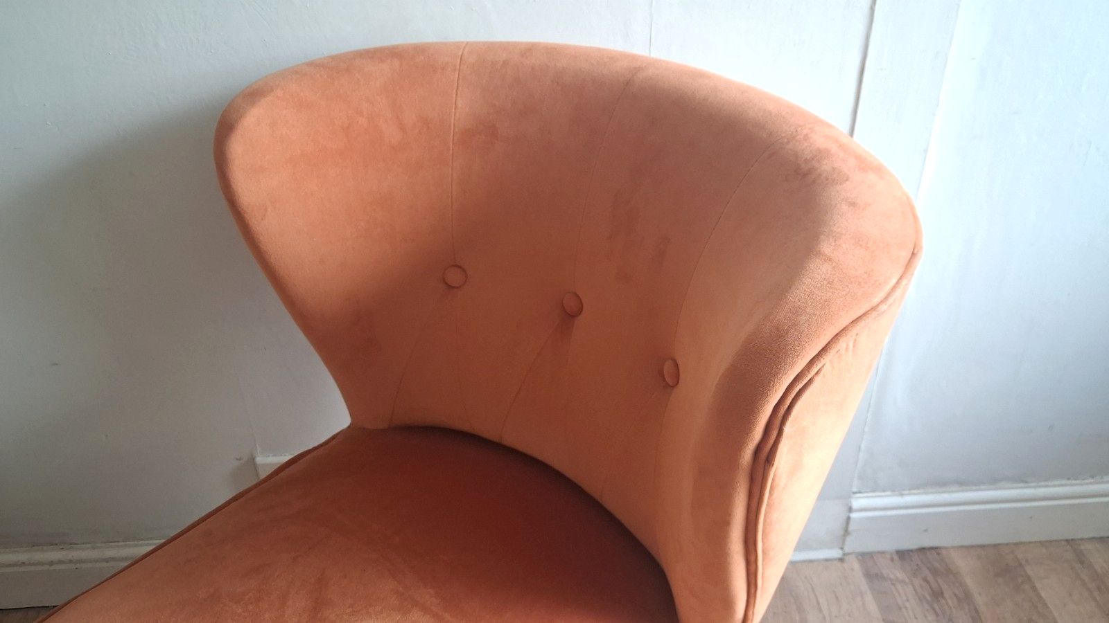 Delightful  Upholstered Velvet Cocktail/Accent /Bedroom /Hall/Lounge Chair Vgc photo 175.0