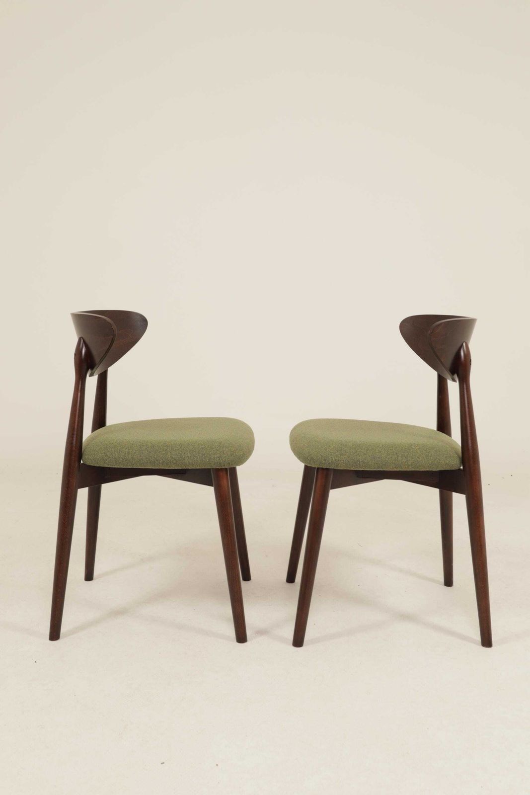 Modern Set Of 2 Dining Chairs, Avocado Green Farbic And Dark Walnut Beech Wood photo for sale