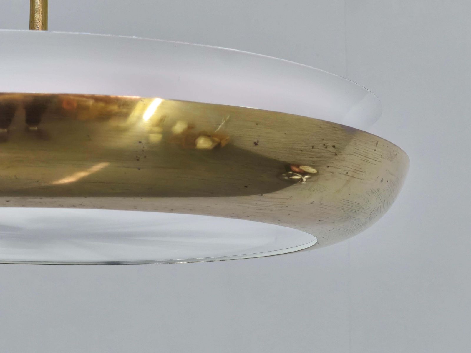 photo furniture Josef Hurka art deco ufo-hanglamp, Tsjecho-Slowakije jaren 1930