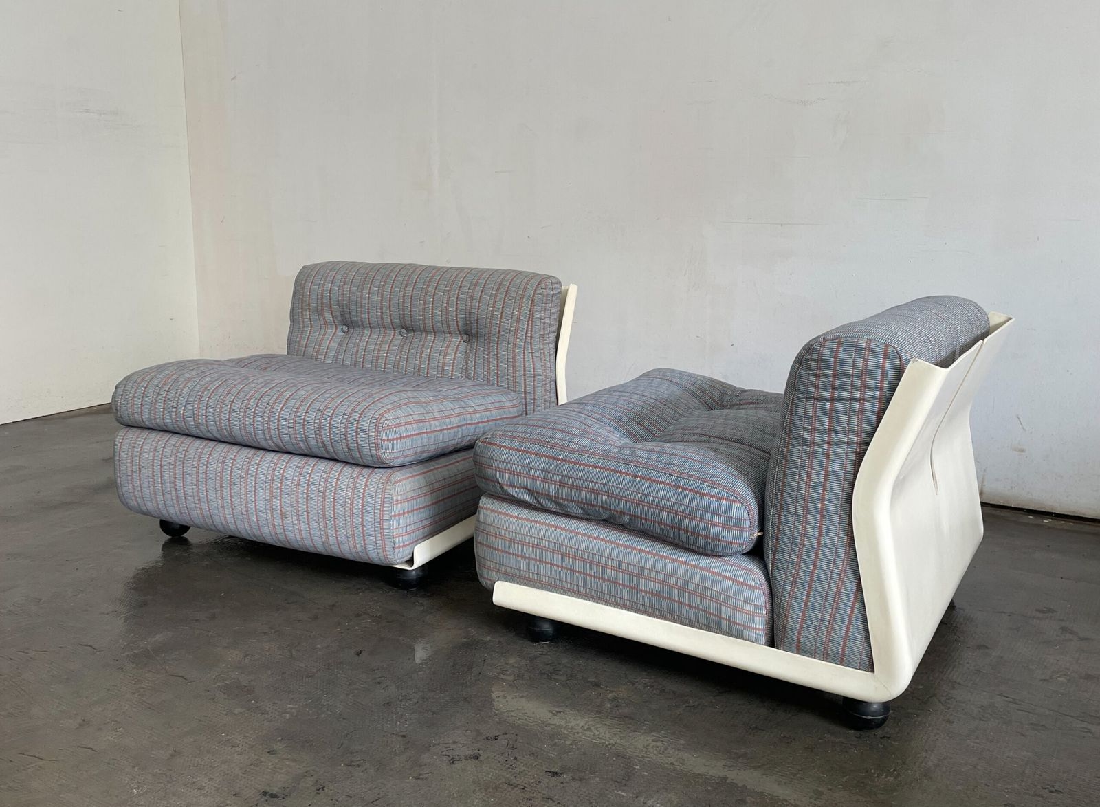 Pair Of Amanta Armchairs By Mario Bellini For B & B, Italy 1960 photo for sale