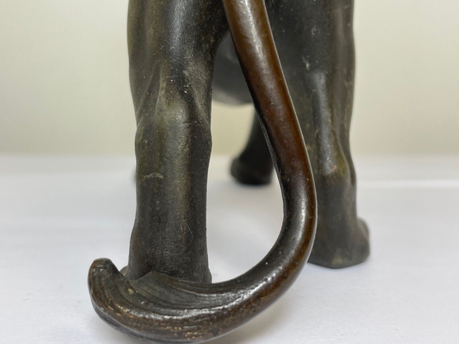 photo vinterior 19th Century Bronze Small Model Lion Sculpture