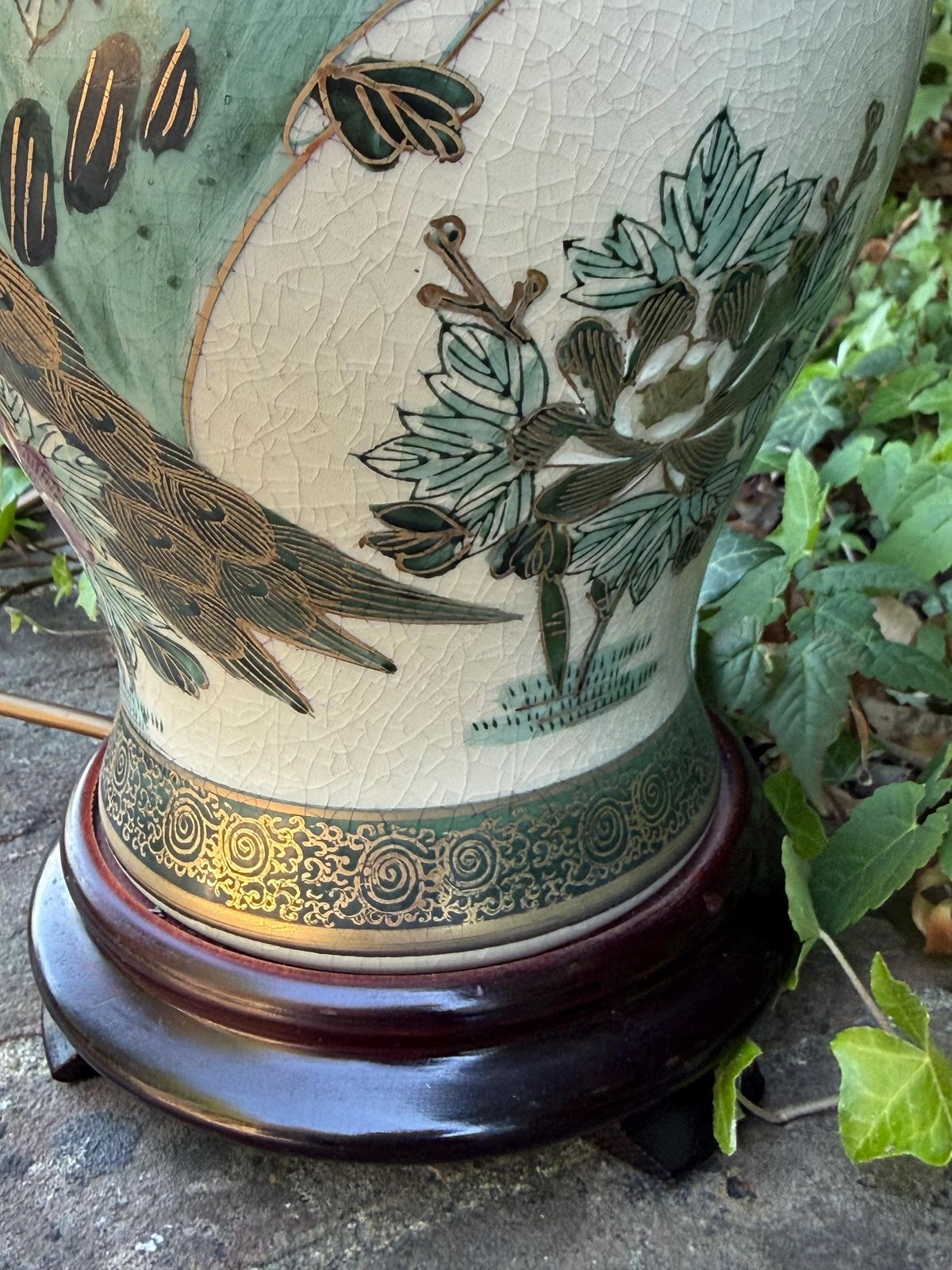 Lighting Vintage Rochamp Style Peacock Chinoiserie Ceramic Table Lamp, Satsuma Oriental Lamp   Pat Tested, Excellent Quality photo