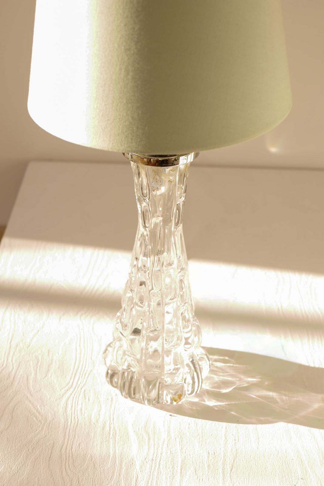 photo for sale Lampe de table en cristal par Carl Fagerlund pour Orrefors